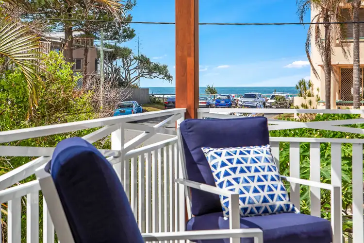 8 Fourth Avenue, Palm Beach QLD 4221