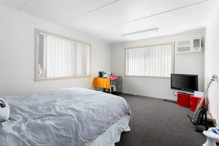 Fifth view of Homely house listing, 31 Ferris Street, Drouin VIC 3818