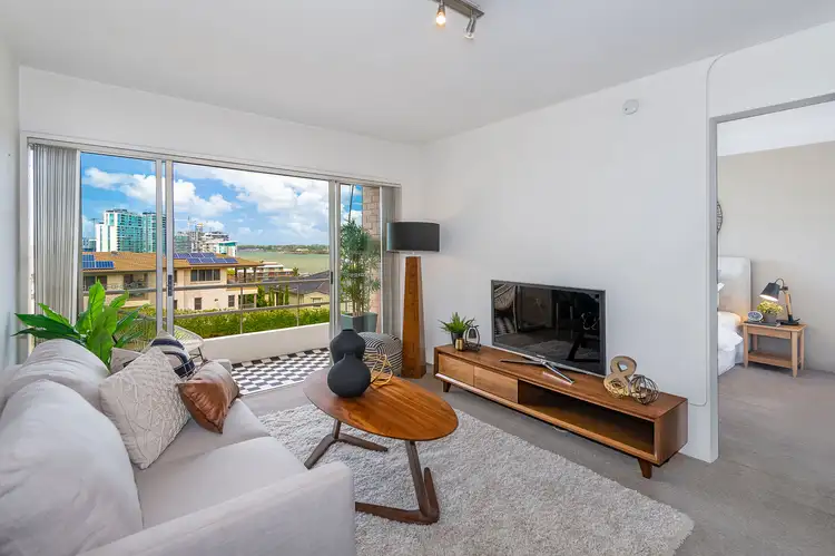 Second view of Homely apartment listing, 10/72 Markwell Street, Hamilton QLD 4007