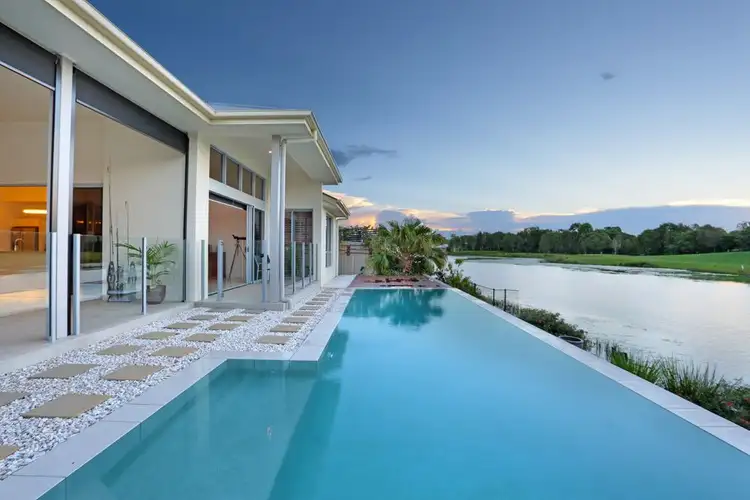 15 Francis Court, Pelican Waters QLD 4551