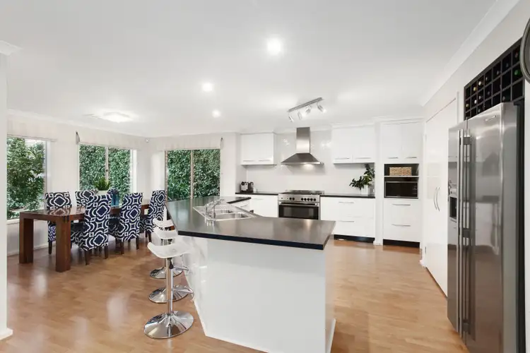 Fifth view of Homely house listing, 8 Albert Park Way, Keysborough VIC 3173