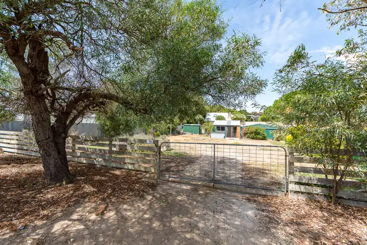 16 Coxe Street, Milang SA 5256