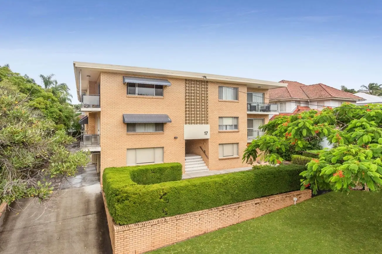 Main view of Homely apartment listing, 2/17 Moynihan Street, Ascot QLD 4007
