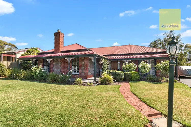 5 Crossing Road, Aberfoyle Park SA 5159