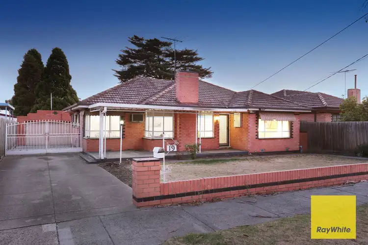 Second view of Homely house listing, 19 Bunting Court, Altona North VIC 3025