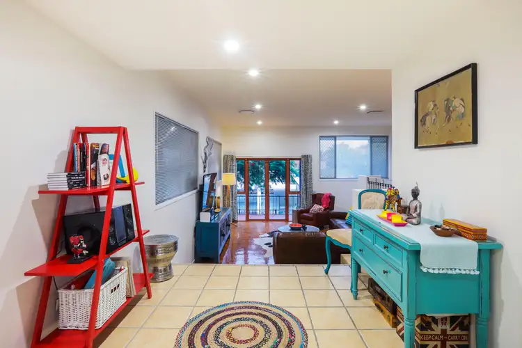 Sixth view of Homely house listing, 33 Rapallo Avenue, Isle Of Capri QLD 4217