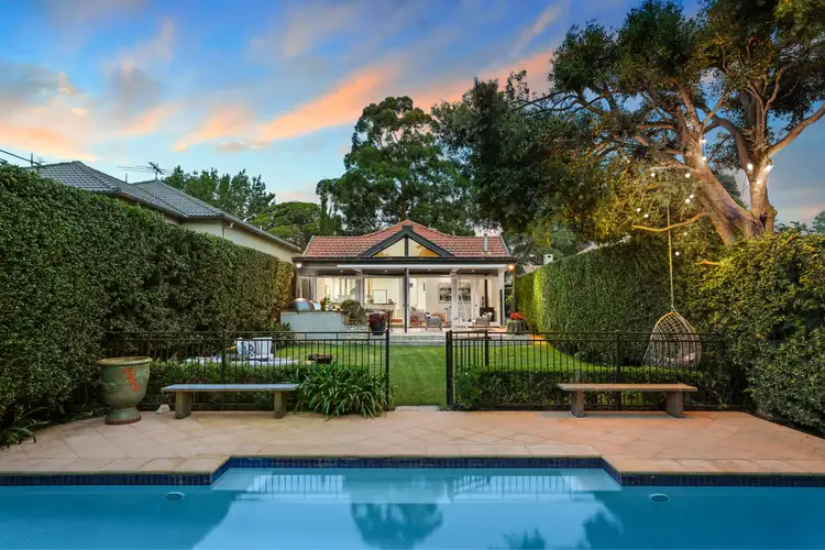 8 Windsor Road, Willoughby NSW 2068
