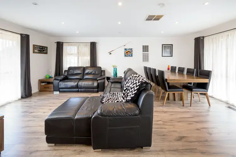 546 Webb Street, Lavington NSW 2641