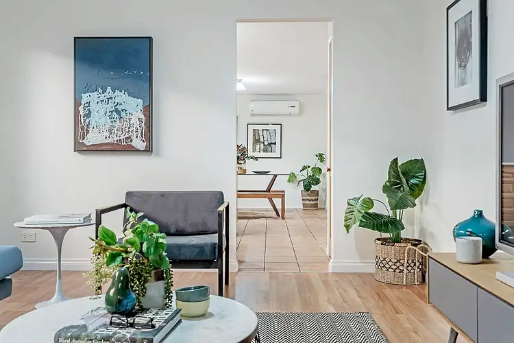Fifth view of Homely house listing, 20 Jacaranda Place, Craigieburn VIC 3064