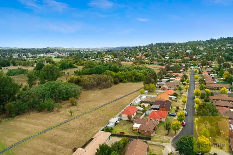 Sixth view of Homely unit listing, 2/11 Centennial Close, Armidale NSW 2350