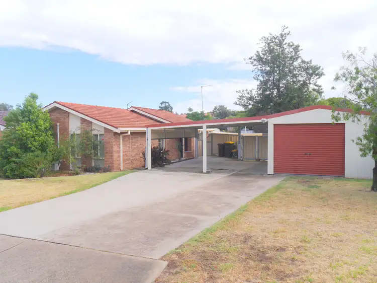 2 Echuca Place, Cowra NSW 2794