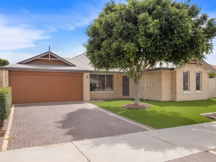 7 Lockeport Approach, Madeley WA 6065