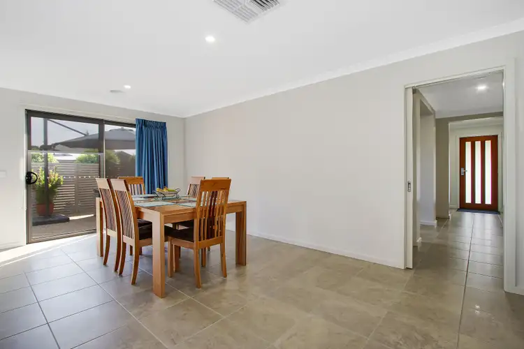 Fifth view of Homely house listing, 10 Gilson Place, Howlong NSW 2643