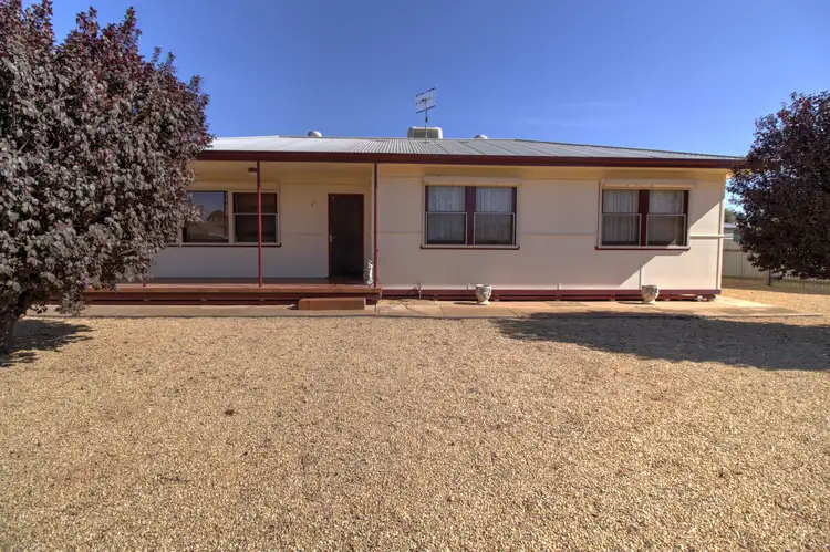 17 Anderson Street, Barmera SA 5345