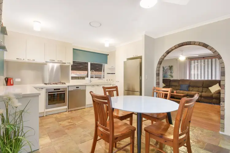9 Kullaroo Avenue, Bradbury NSW 2560
