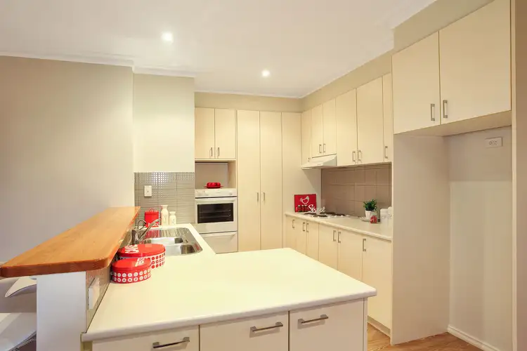 Sixth view of Homely unit listing, 2/18 Calembeena Avenue, Hughesdale VIC 3166