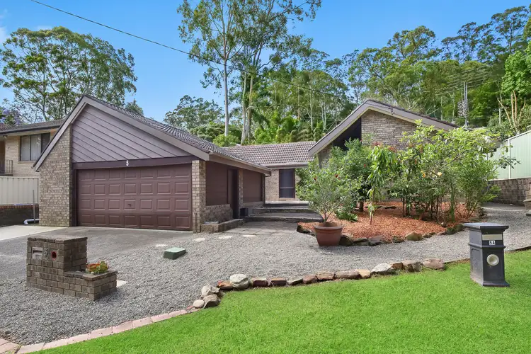 5 & 5A Mooramba Avenue, North Gosford NSW 2250