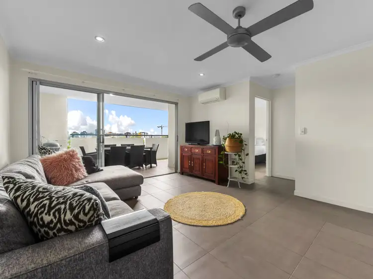 Main view of Homely unit listing, 1704/67 Linton Street, Kangaroo Point QLD 4169
