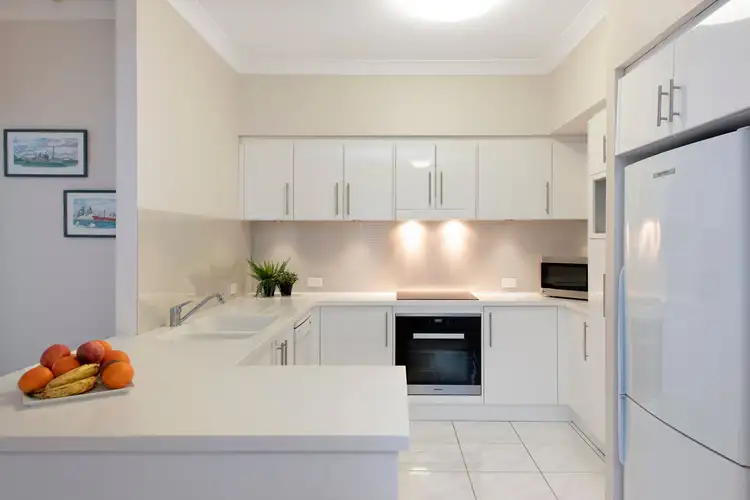 23 Oleander Place, Carindale QLD 4152