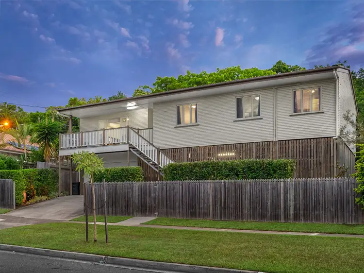 4 Crowley Street, Zillmere QLD 4034
