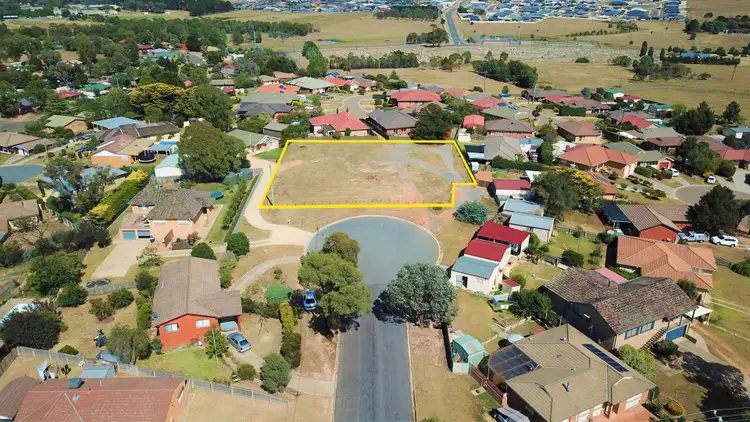 10 Ben Bullen Place, Goulburn NSW 2580