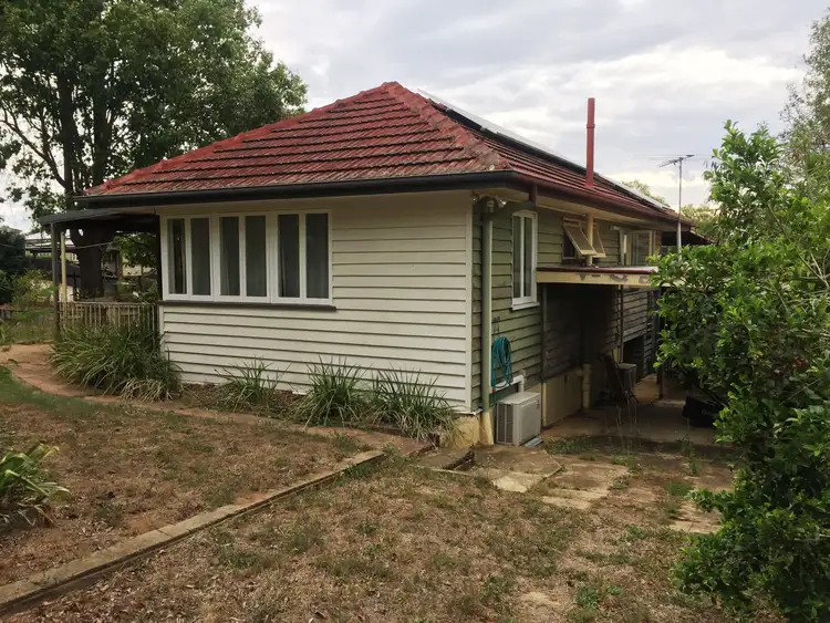 2 Macedon Street, Wavell Heights QLD 4012