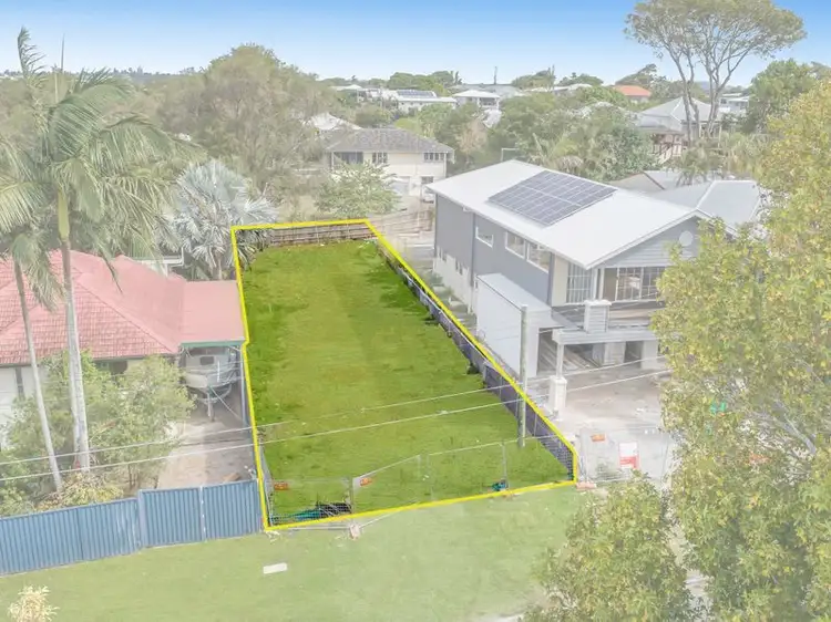 38 Ure Street, Wynnum QLD 4178