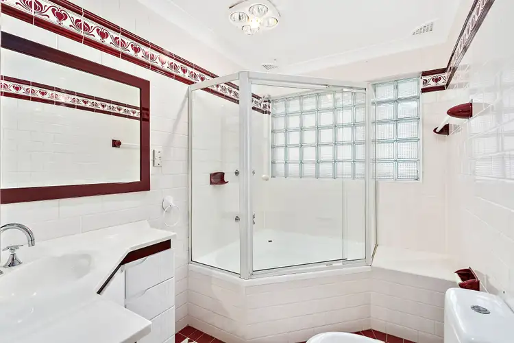 Sixth view of Homely house listing, 3 Galga Place, Oak Flats NSW 2529