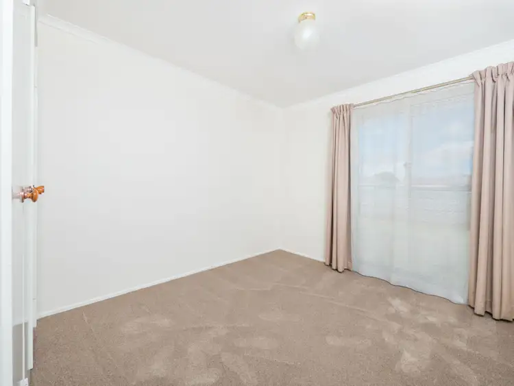 Sixth view of Homely house listing, 10 Hunt Avenue, Armidale NSW 2350