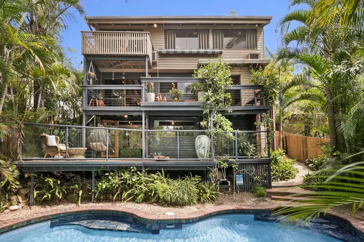 41 Chapel Hill Road, Chapel Hill QLD 4069