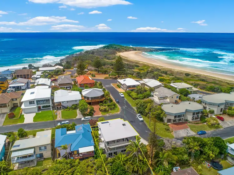 15 Link Street, Yamba NSW 2464