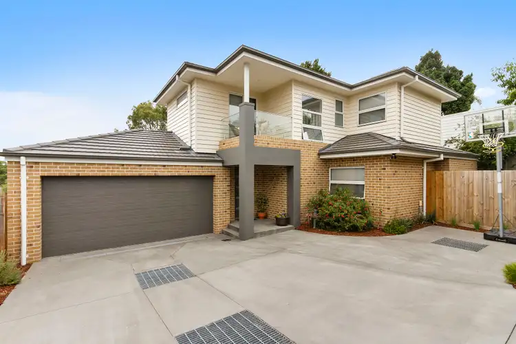 2/6 Warrien Court, Bayswater VIC 3153