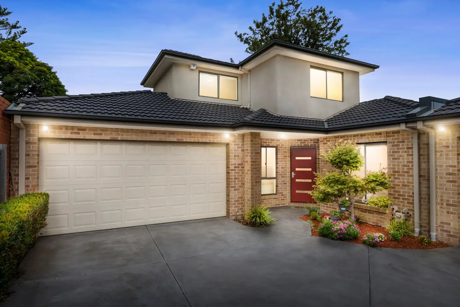 Main view of Homely townhouse listing, 2/12 Parer Street, Oakleigh VIC 3166