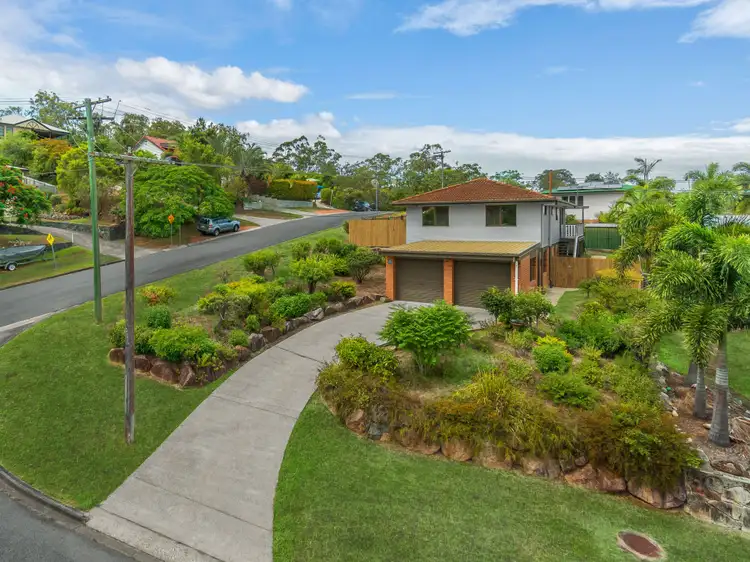 73 Minto Crescent, Arana Hills QLD 4054