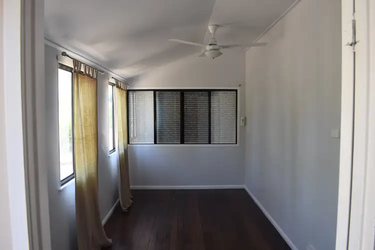 Sixth view of Homely house listing, 12 Brooks Street, Emerald QLD 4720