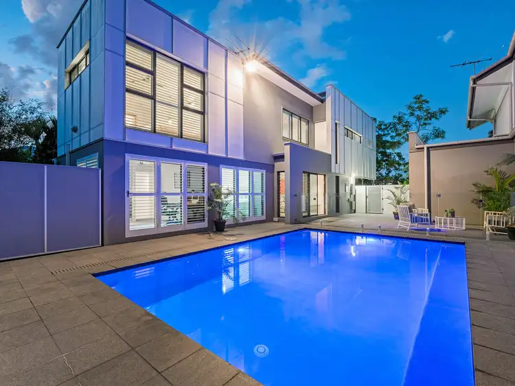 5 Dock Lane, Bulimba QLD 4171