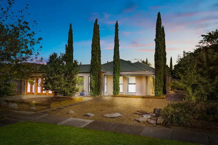 7 Taylors Hill Boulevard, Taylors Hill VIC 3037