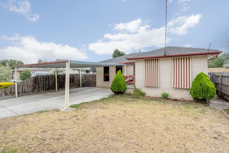 Second view of Homely house listing, 4 Bee Court, Craigieburn VIC 3064