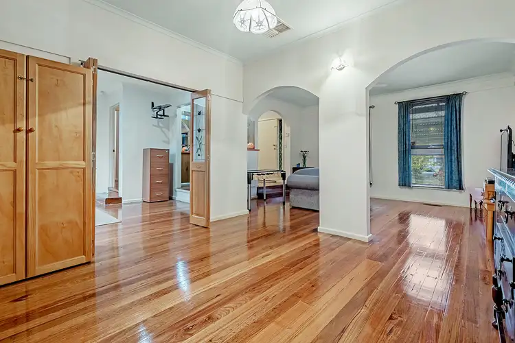 Sixth view of Homely house listing, 4 Bee Court, Craigieburn VIC 3064