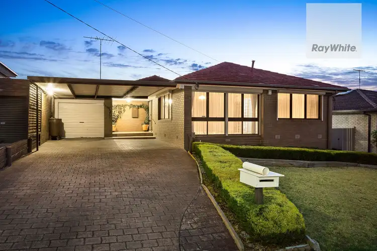 Second view of Homely house listing, 6 Woodleigh Place, Gladstone Park VIC 3043