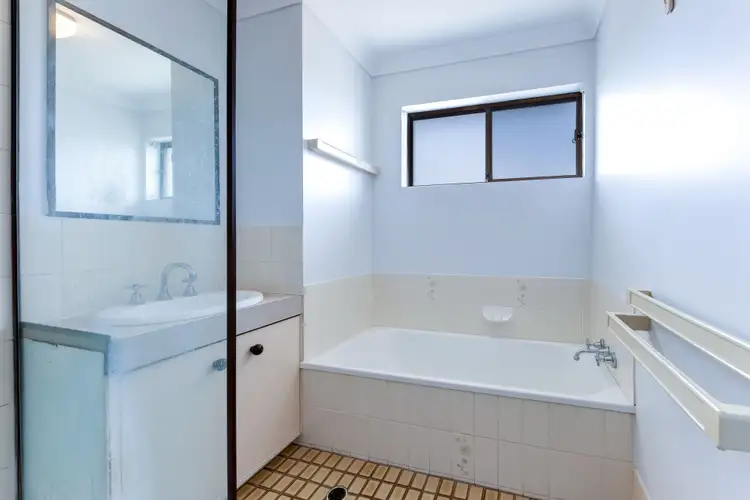 Sixth view of Homely unit listing, 7/74 Anzac Avenue, Maroochydore QLD 4558