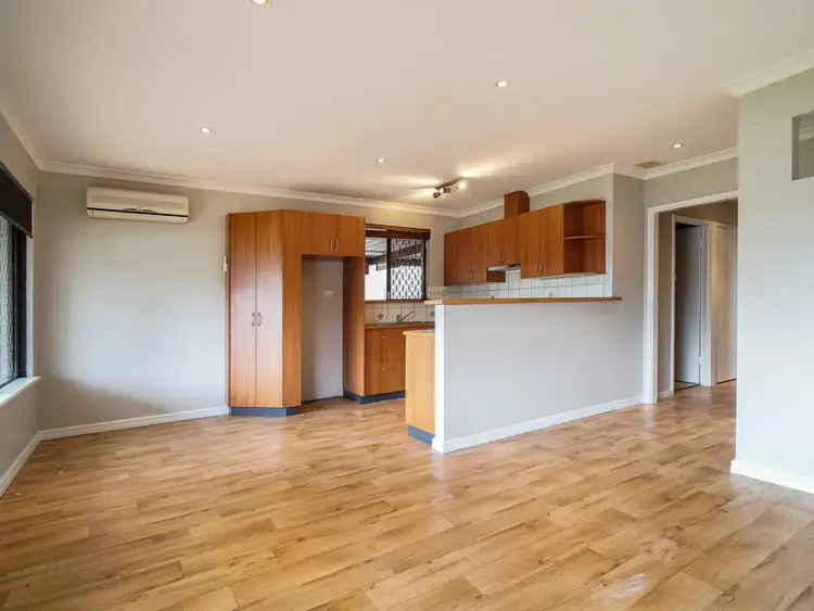 Fifth view of Homely house listing, 4 Morago Crescent, Cloverdale WA 6105