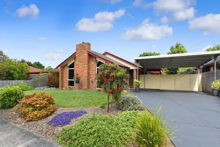 Second view of Homely house listing, 5 Strathavan Drive, Berwick VIC 3806