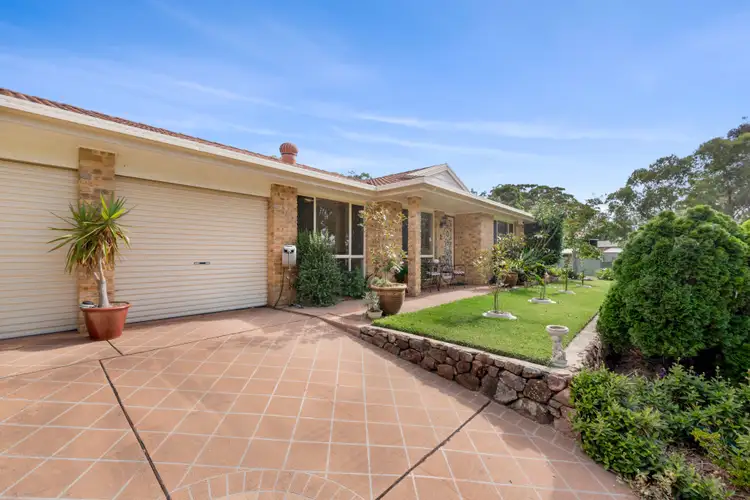 Second view of Homely house listing, 2 Rosella Way, Tingira Heights NSW 2290