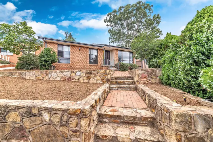 4 Swan Place, Queanbeyan NSW 2620