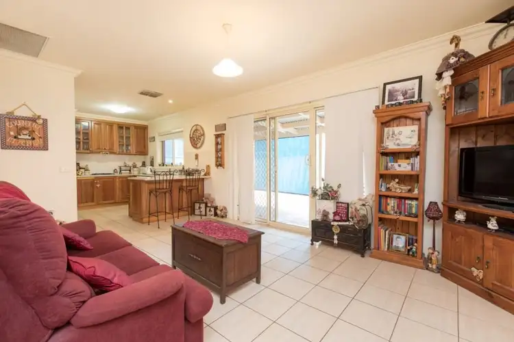 Fifth view of Homely house listing, 1/7 Francesca Drive, Irymple VIC 3498
