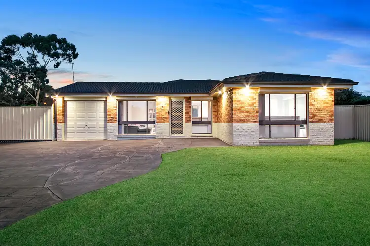8 Jenkyn Place, Bligh Park NSW 2756