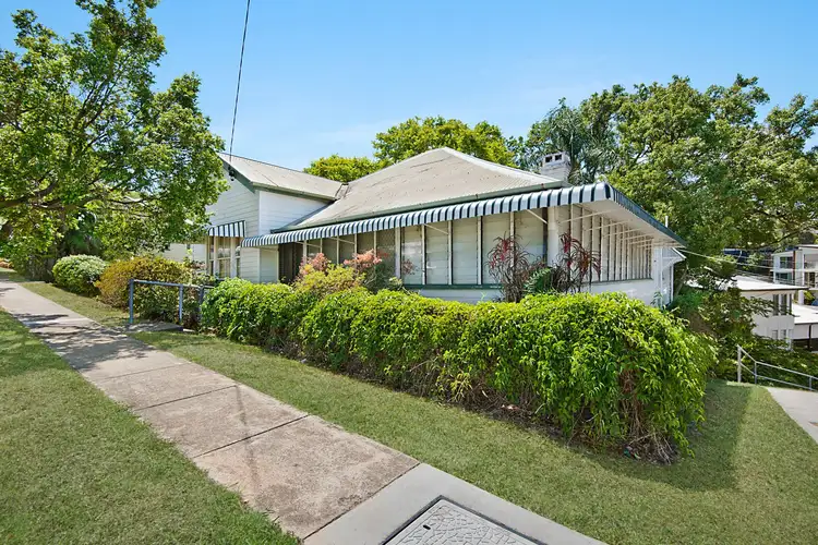 11 Upper Cairns Terrace, Paddington QLD 4064