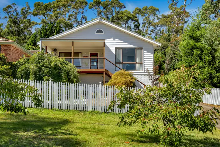 17 Blue Gum Avenue, Medlow Bath NSW 2780