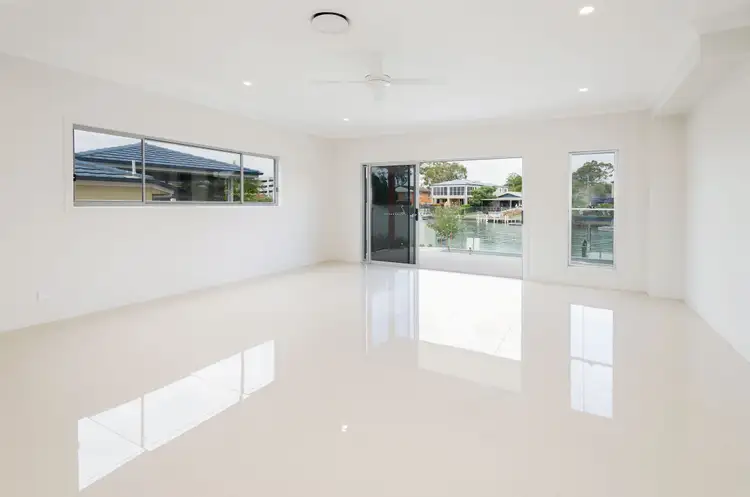 Fifth view of Homely townhouse listing, 2/2 Vaggelas Crescent, Biggera Waters QLD 4216